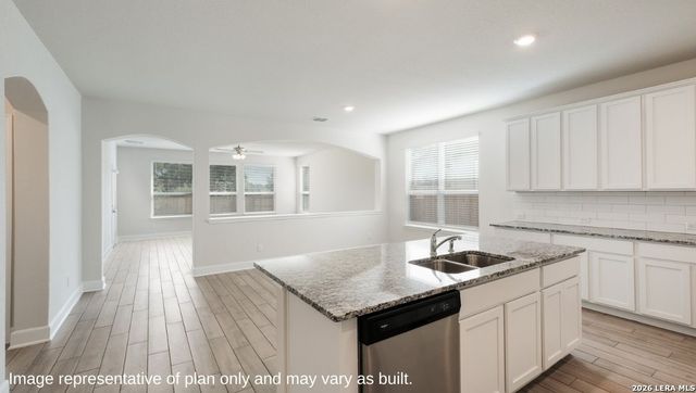 600 Whitewater Creek, Cibolo, TX 78108