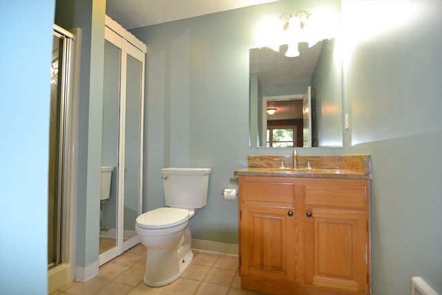 31 East Bluff Rd 31, Ashland, MA 01721
