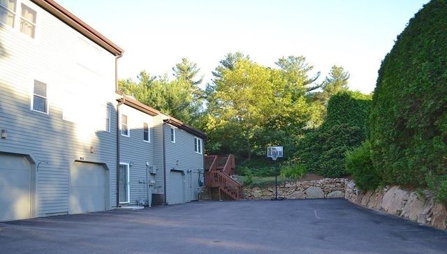 31 East Bluff Rd 31, Ashland, MA 01721