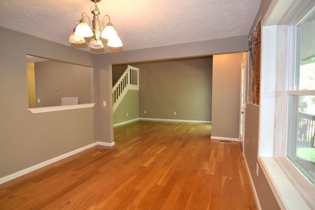 31 East Bluff Rd 31, Ashland, MA 01721