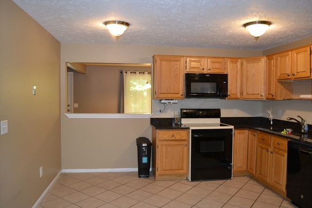 31 East Bluff Rd 31, Ashland, MA 01721
