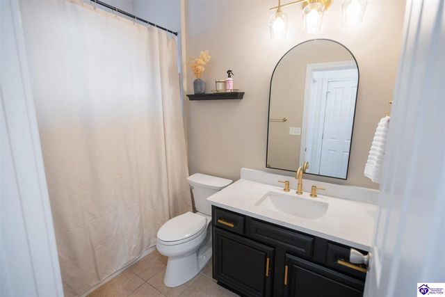 321 Vineland Place Drive, Vine Grove, KY 40175