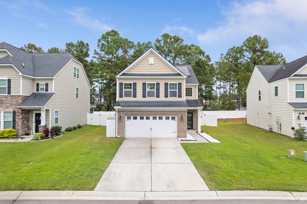 444 Fetterbush Drive, Moncks Corner, SC 29461