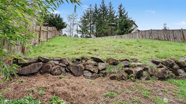 18663 Rainier View Road SE, Monroe, WA 98272