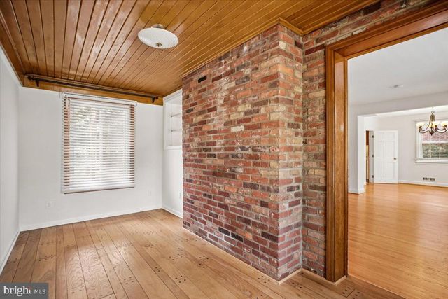 605 N FREDERICK ST, Arlington, VA 22203