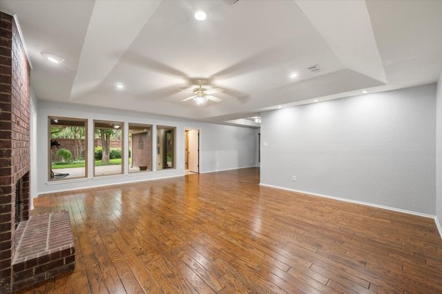 2403 Oak Shadow Court, Arlington, TX 76017