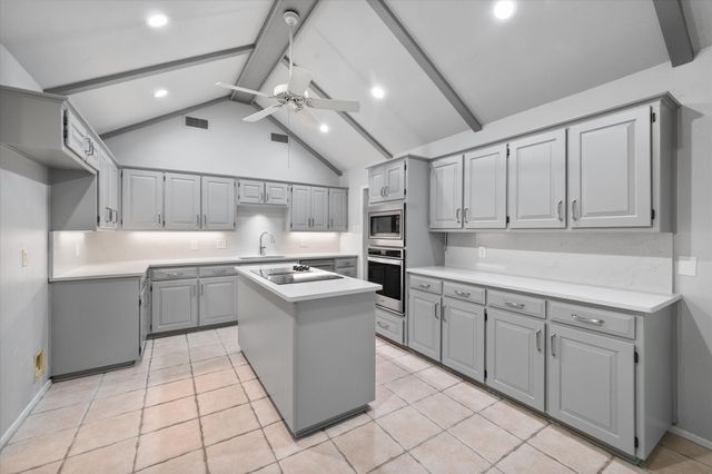 2403 Oak Shadow Court, Arlington, TX 76017
