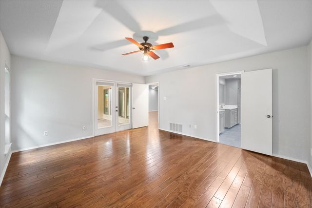 2403 Oak Shadow Court, Arlington, TX 76017