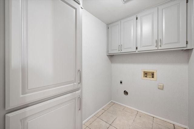 2403 Oak Shadow Court, Arlington, TX 76017