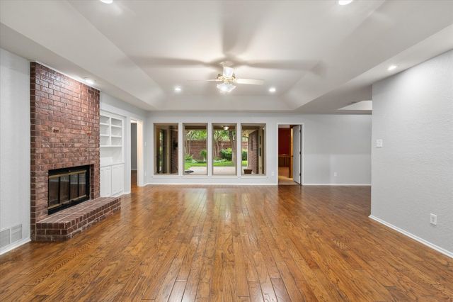 2403 Oak Shadow Court, Arlington, TX 76017