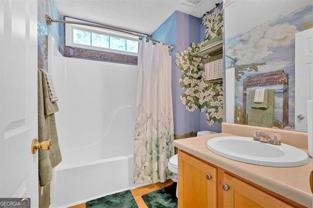 322 London Lane, Hiram, GA 30141