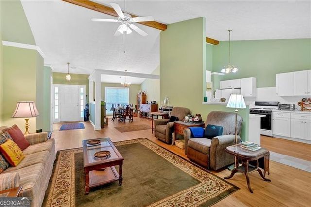 322 London Lane, Hiram, GA 30141