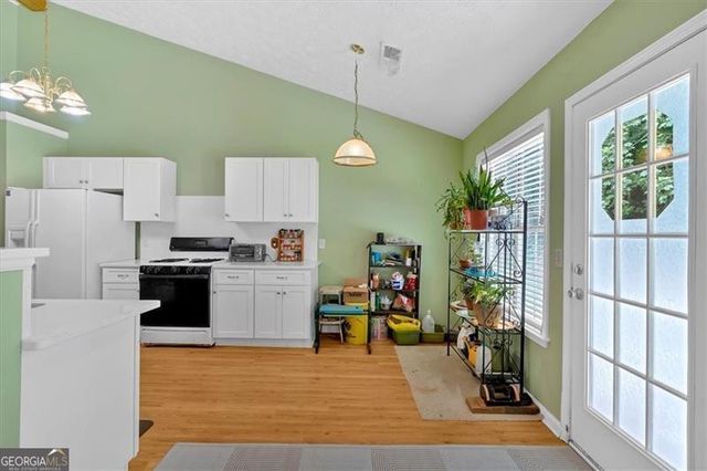 322 London Lane, Hiram, GA 30141