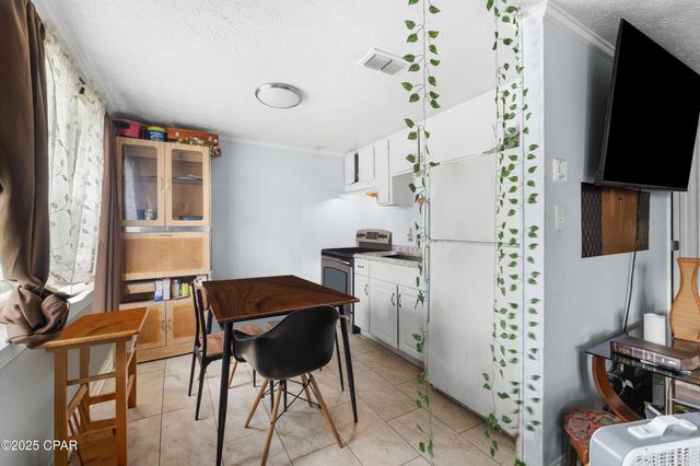 715 W 13th Street 12-13, Panama City, FL 32401