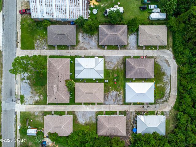 715 W 13th Street 12-13, Panama City, FL 32401