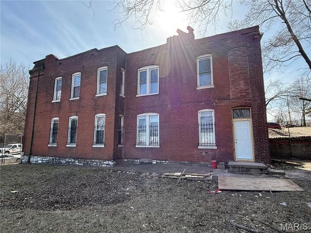 1409 East Grand Blvd, St Louis, MO 63107