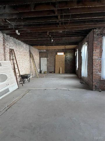 1409 East Grand Blvd, St Louis, MO 63107