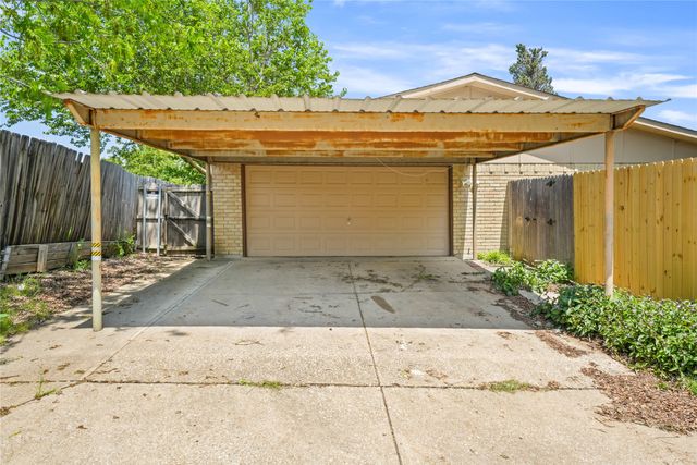 9214 Vagas Drive, Rowlett, TX 75088