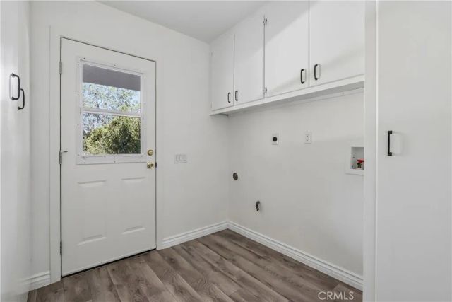 1184 Lyndhurst, Riverside, CA 92507