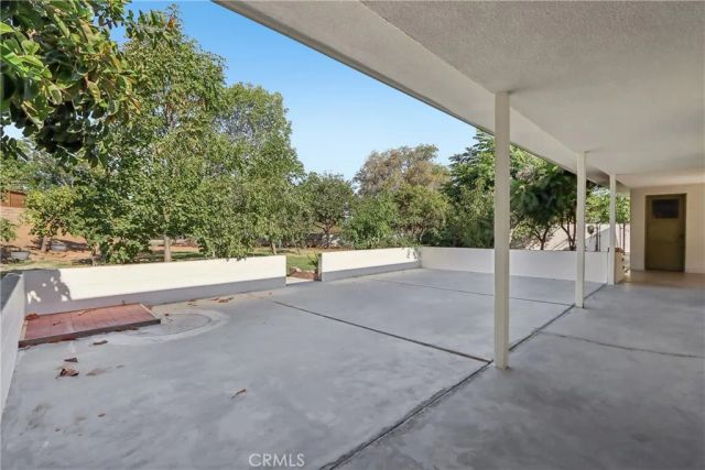 1184 Lyndhurst, Riverside, CA 92507