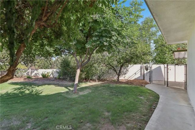 1184 Lyndhurst, Riverside, CA 92507