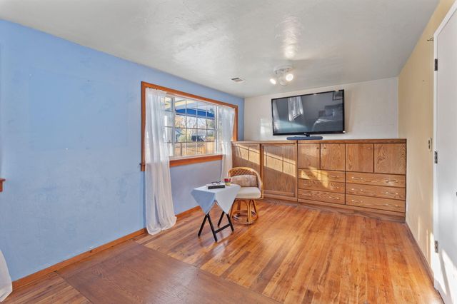 1067 SE Ashley Place, Grants Pass, OR 97526