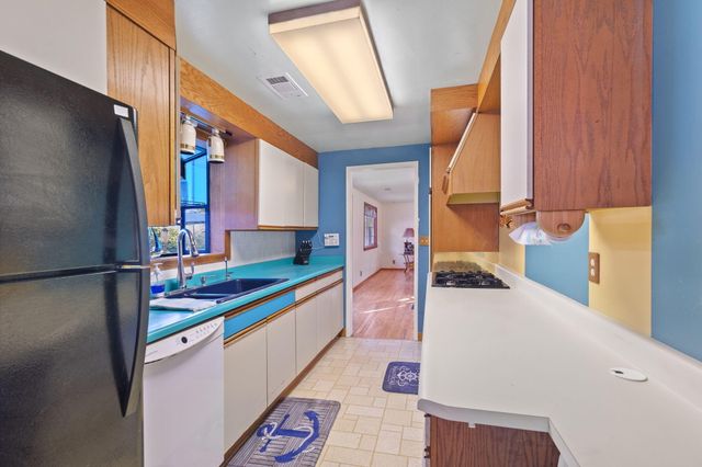 1067 SE Ashley Place, Grants Pass, OR 97526