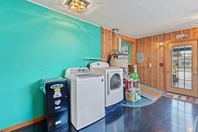 1067 SE Ashley Place, Grants Pass, OR 97526