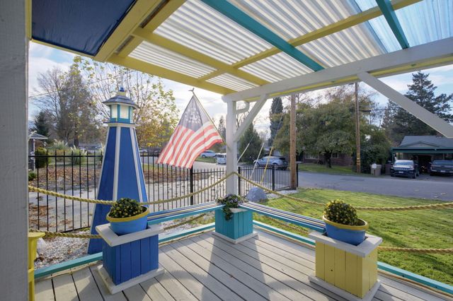 1067 SE Ashley Place, Grants Pass, OR 97526