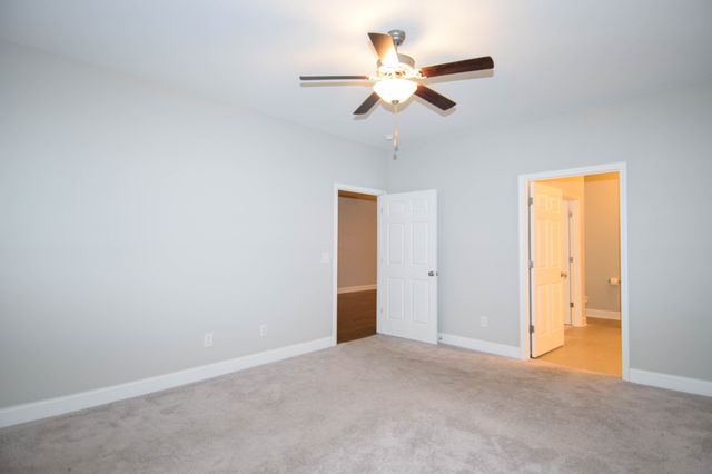 1640 Foston Ln, Gallatin, TN 37066