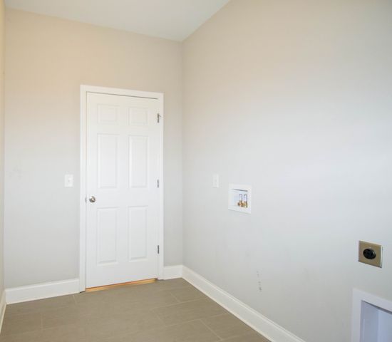 1640 Foston Ln, Gallatin, TN 37066