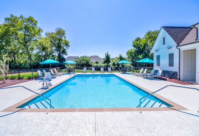 1640 Foston Ln, Gallatin, TN 37066