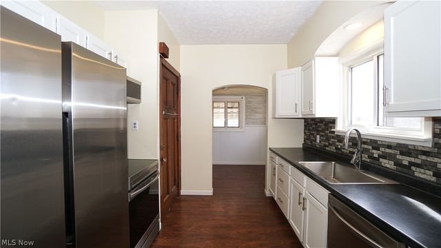 1448 Creighton Avenue, Akron, OH 44310