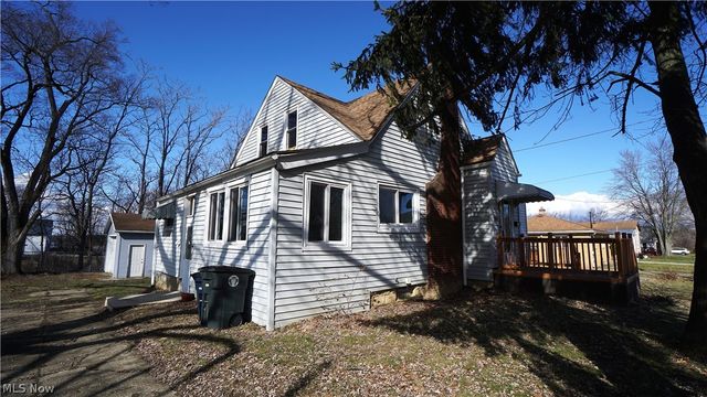 1448 Creighton Avenue, Akron, OH 44310