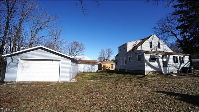 1448 Creighton Avenue, Akron, OH 44310