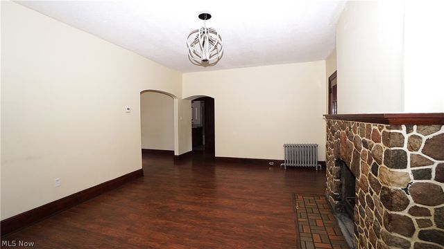 1448 Creighton Avenue, Akron, OH 44310