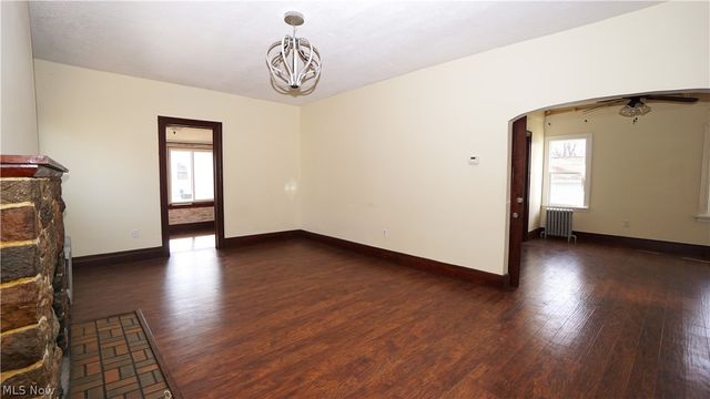 1448 Creighton Avenue, Akron, OH 44310