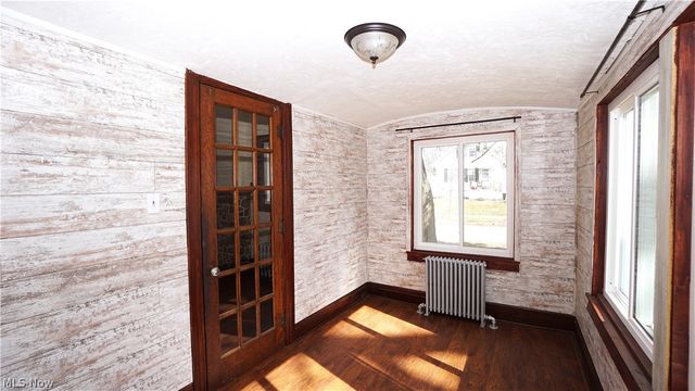 1448 Creighton Avenue, Akron, OH 44310