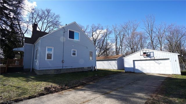 1448 Creighton Avenue, Akron, OH 44310