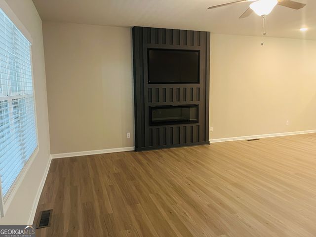 33 Cobalt Lane, Newnan, GA 30265