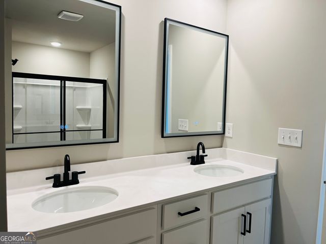 33 Cobalt Lane, Newnan, GA 30265