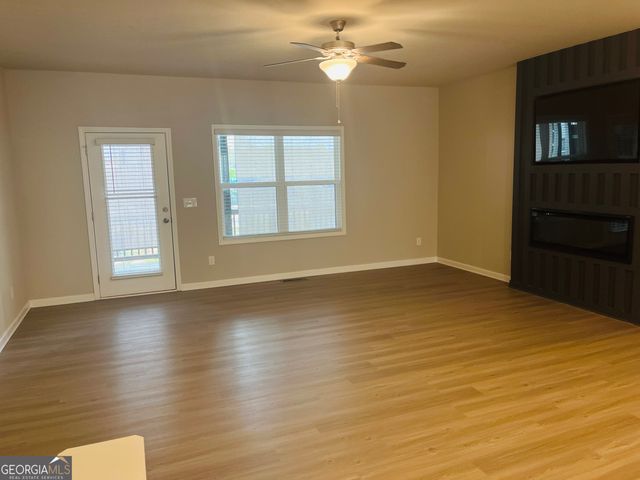 33 Cobalt Lane, Newnan, GA 30265