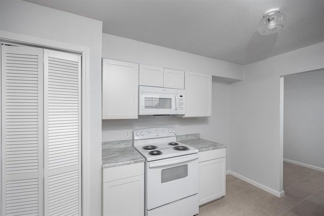 6115 SW Park Place, Lawton, OK 73505