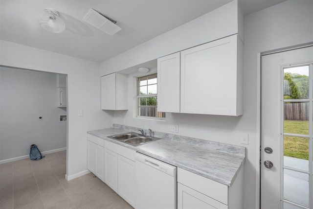 6115 SW Park Place, Lawton, OK 73505