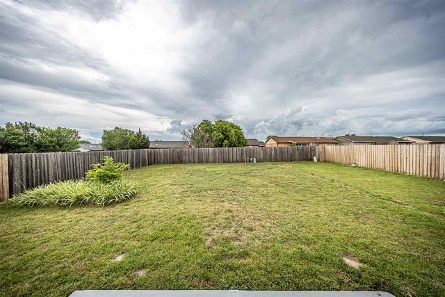 6115 SW Park Place, Lawton, OK 73505