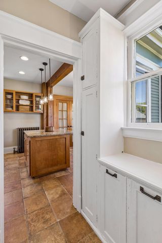 1089 Lincoln Avenue, Saint Paul, MN 55105