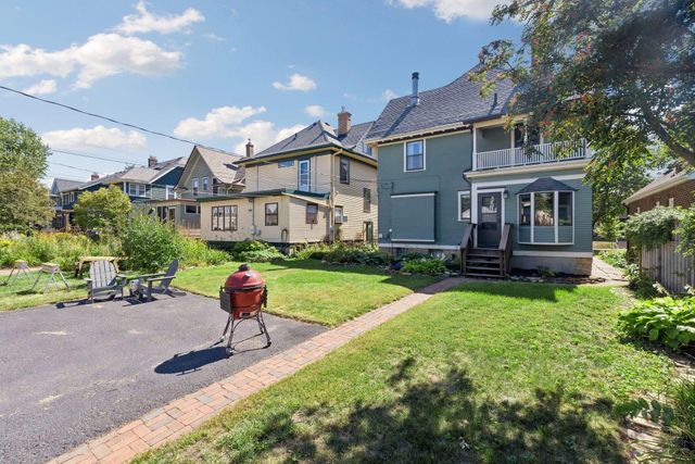 1089 Lincoln Avenue, Saint Paul, MN 55105