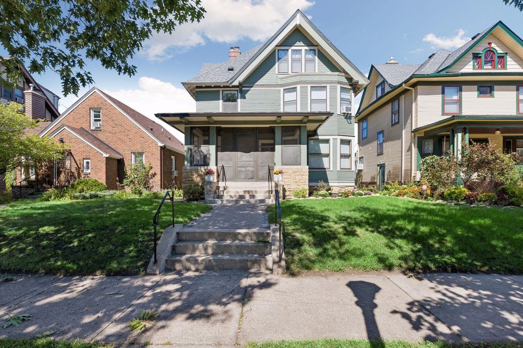 1089 Lincoln Avenue, Saint Paul, MN 55105 — exterior