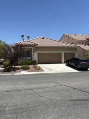 808 Cambridge Cross, Las Vegas, NV 89144