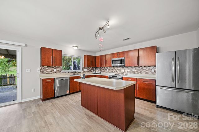 9220 Seamill Road, Charlotte, NC 28278
